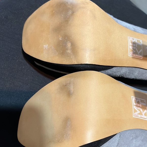 MRKT gray and black open toe suede pumps SZ 7 1/2 - Picture 6 of 6